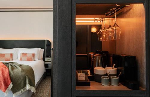 Shoreditch Hotel | Hart Shoreditch Hotel London, Curio Collection by Hilton