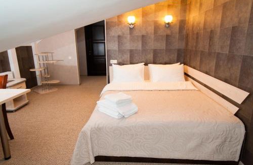 Lenins'kyi district Hotel | Harvest