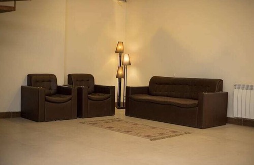 E-11 Sector House | Harveys Guest House