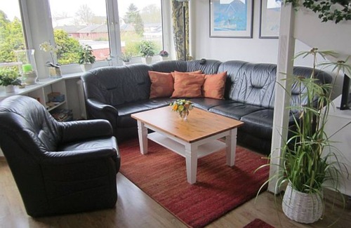 Wyk auf Foehr Apartment | Hasenkamp 6 - Bright u. central apartment - apartment - 1st floor.
