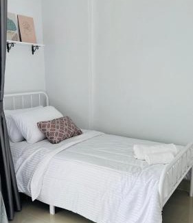 Hat Yai Villa | Hatyai Riverfront Nest