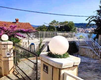 Okrug Gornji Apartment | Haus am Meer Vino Vino