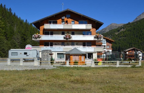 Saas Grund Apartment | Haus Amethyst