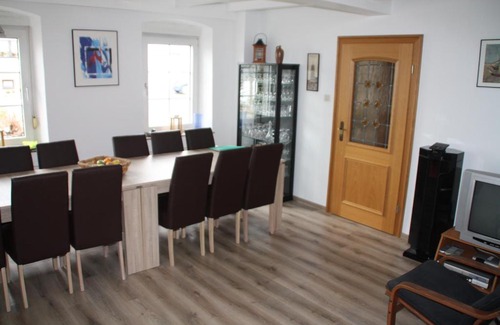 Liesenich House | Haus Buchholz