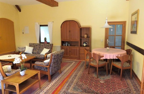 Berndshausen Apartment | Haus Falkenhof