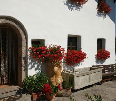 Kreith House | Haus Falkner