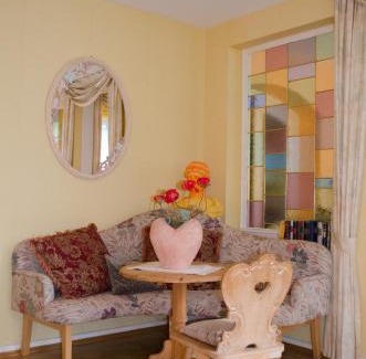 Bad Orb Bed & Breakfast | Haus Helvetia