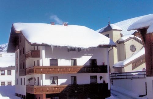 Zuers Bed & Breakfast | Haus Küng