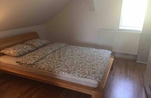 Amstetten House | HAUS mit 3 Schlafzimmer und Garten