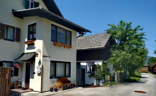 Bad Goisern Apartment | Haus Moni