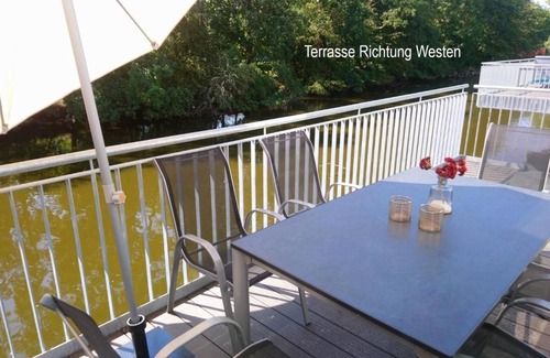 Schillig House | Haus Nr. 37, Ferienhaus Deichgraf - Gepflegtes Ferienhaus, Sauna, Süd-terrasse, Loggia mit Meerblick