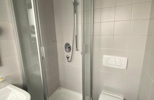 Nuertingen Bed & Breakfast | Haus Sommer