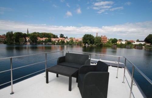 Plau am See Boat Rental | Hausboot Friedrich in Plau am See