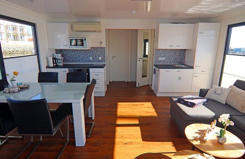 Boltenhagen Boat Rental | Hausboot in Boltenhagen