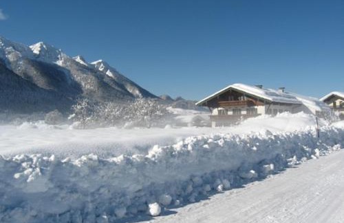Bichl House | Hausernhof - Chiemgau Karte