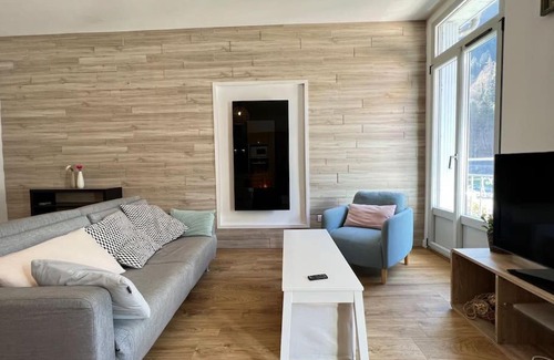 Cauterets Apartment | Haut du village, T2 + alcôve 5p.