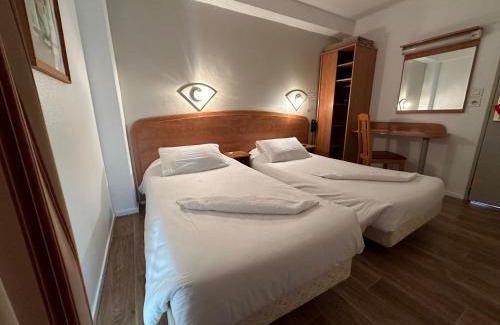 Malay-le-Grand Hotel | HAVANA Hôtel