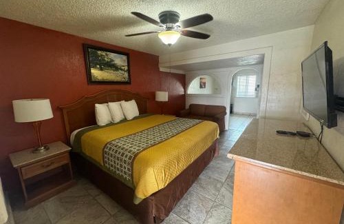 Lake Havasu City Hotel | Havasu Inn & Suites
