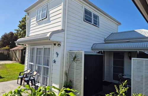 Whitianga Apartment | Have it all in Central Whitianga