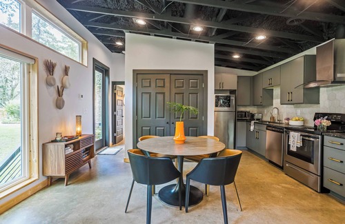 Forest Hills House | Haven: Intimate Treehouse on the Ground