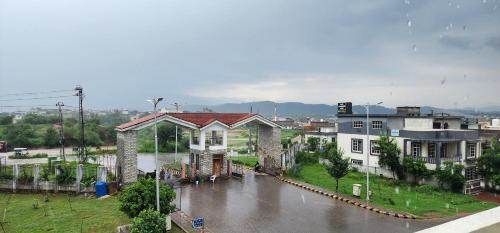 Islamabad House | Haven Lodge - 7BR Luxury Vacation Home with Mountain View