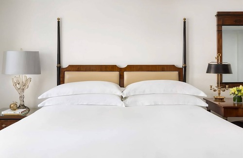 Central New York City Hotel | Haven of Rest and Relaxation! Onsite Dining, Pet-friendly, Walk to Times Square