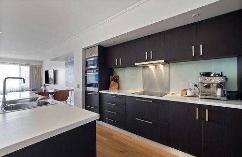 Augusta Apartment | Haven on Seine - Luxury Apartment 2B - Haven on Seine - 2 Bedroom Luxury Apartment overlooking the bay.