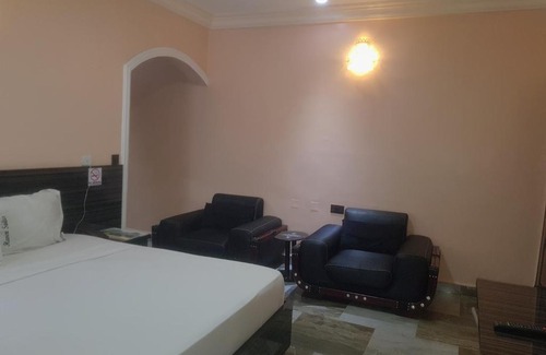 Owerri Hotel | Haven Suites, Ikenegbu
