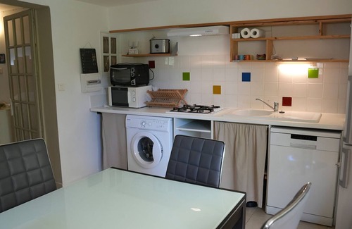 La Tour-d'Aigues Apartment | Havre de Paix et de Verdure à 10mn du L'etang de la Bonde