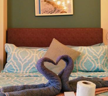 Silang Junction North Apartment | Hawaiian 100-inch Home Cinema Across Ayala Malls Serin Tagaytay