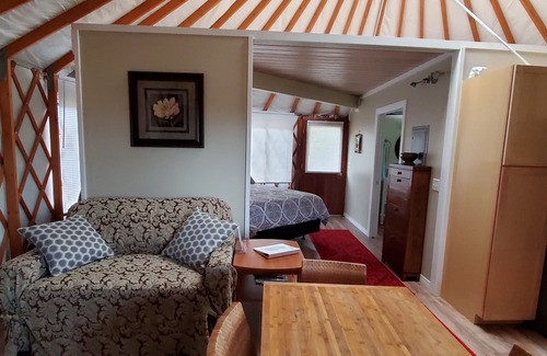 Discovery Harbour House | Hawaiian Hula Hut on the big island of Hawaii