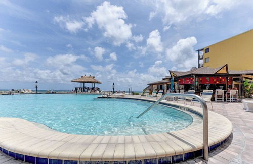 Daytona Beach Shores Condo | Hawaiian Inn 238