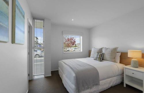 Saint Albans House | Hawkesbury Executive Home