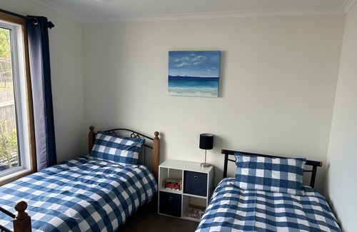 Hawley Beach House | Hawley Beach House - Spacious, Homely, Beachfront, 4Br