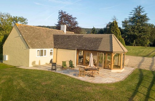 Haresfield House | Hayes Farm - 8 Houses