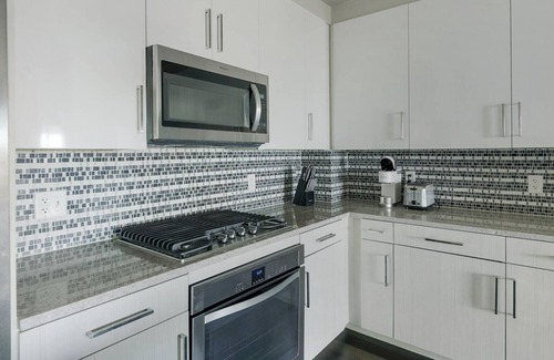 Houston Apartment | Hayworth 2BD 2 - Two Bedroom Apartment, Sleeps 4