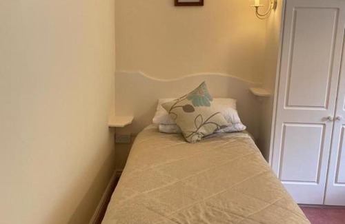 Westport House | Hazelbrook Self Catering - Maximum 6 persons