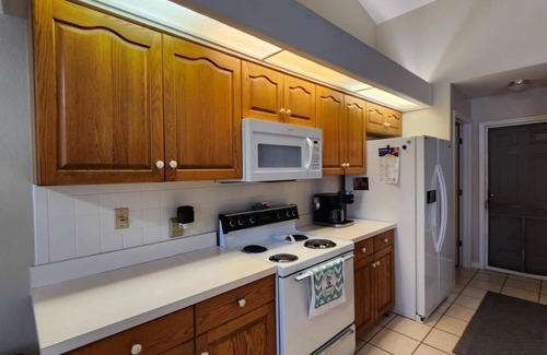 River Ranch House | Hazen House at River Ranch! Gorgeous Water Views! Sleeps 8!