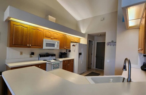 River Ranch House | Hazen House at River Ranch! Gorgeous Water Views! Sleeps 8!