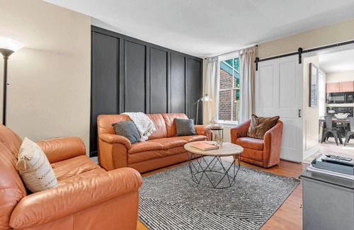 Harrisburg - Hershey Apartment | HBG-Hershey 2BR Private Balcony Shipoke Classic