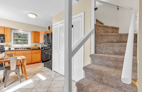 Harrisburg - Hershey Apartment | HBG-Hershey 2BR Private Balcony Shipoke Classic