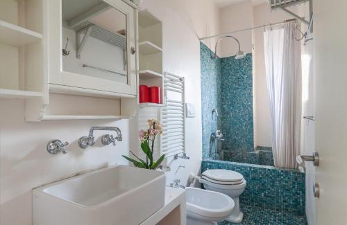 Testaccio Apartment | HC - Sunny Apartment in Testaccio!