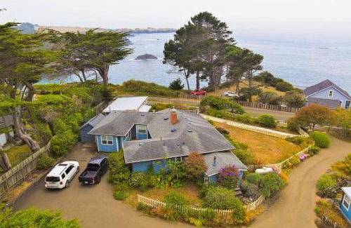 Mendocino House | Headlands Cove - Main House