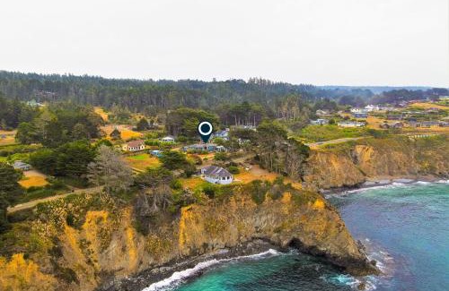 Mendocino House | Headlands Cove - Main House