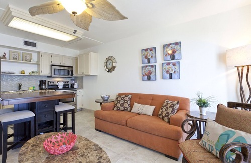 South Padre Island Condo | Hear the Waves from Beachfront Florence I #402! Dog-Friendly!