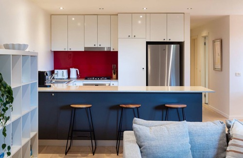 Hampton Apartment | Heart of Hampton by the Beach