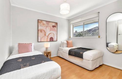 Henley Beach Apartment | Heart of Henley - A Homey Hideaway by the Beach