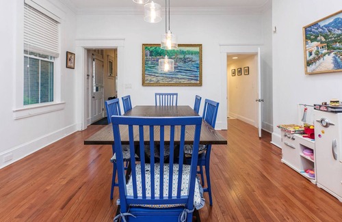 Covington House | Heart of Mainstrasse
