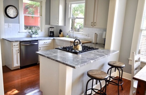 Travis Heights House | Heart of Soco Luxury Bungalow! LOCATION