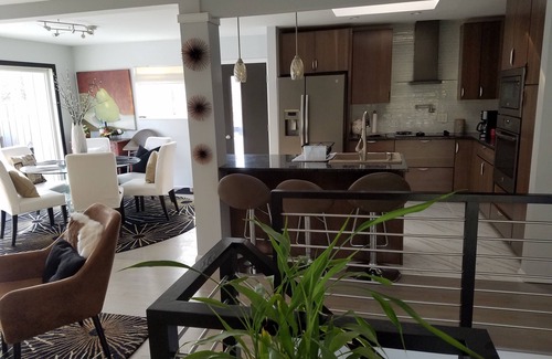 East Quogue House | HEART OF THE HAMPTONS - EAST QUOGUE - 2 LEVEL HAMPTON CONTEMPORARY